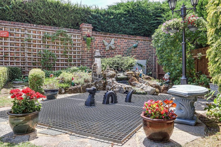 Images for Sanderstead, South Croydon
