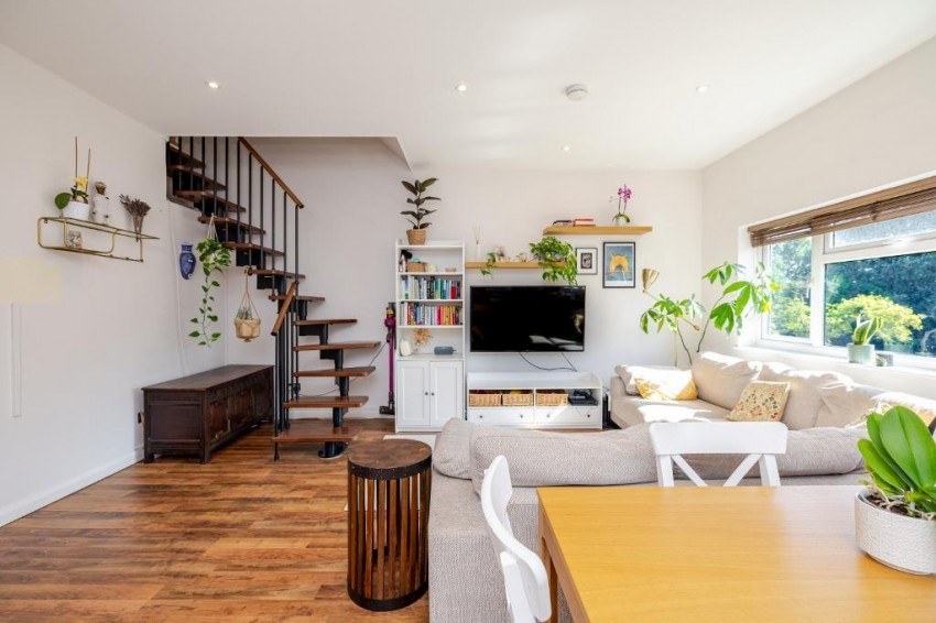 Images for Melville Avenue, South Croydon