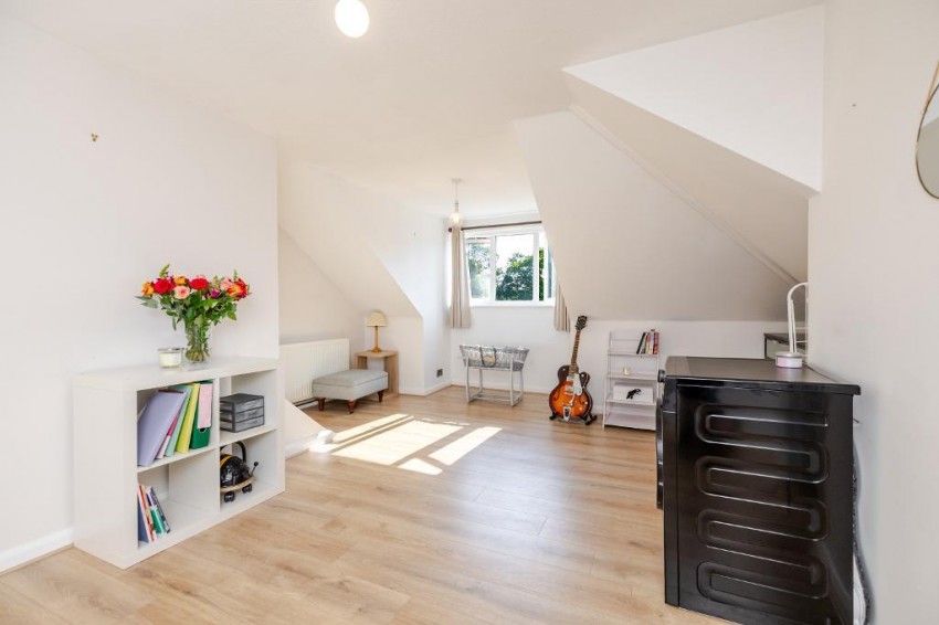 Images for Melville Avenue, South Croydon