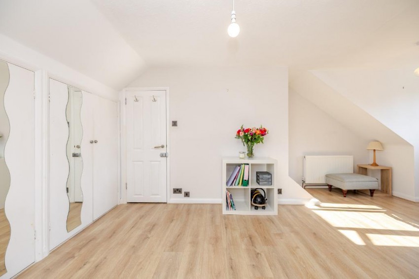 Images for Melville Avenue, South Croydon