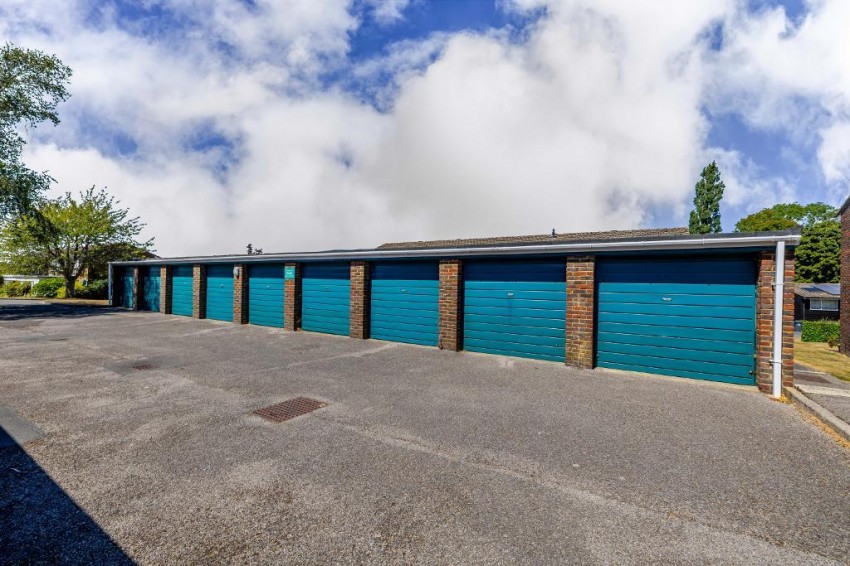 Images for Ridge Langley, Sanderstead