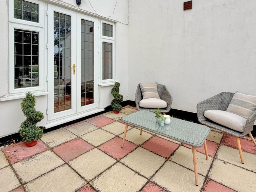 Images for Manor Way, South Croydon