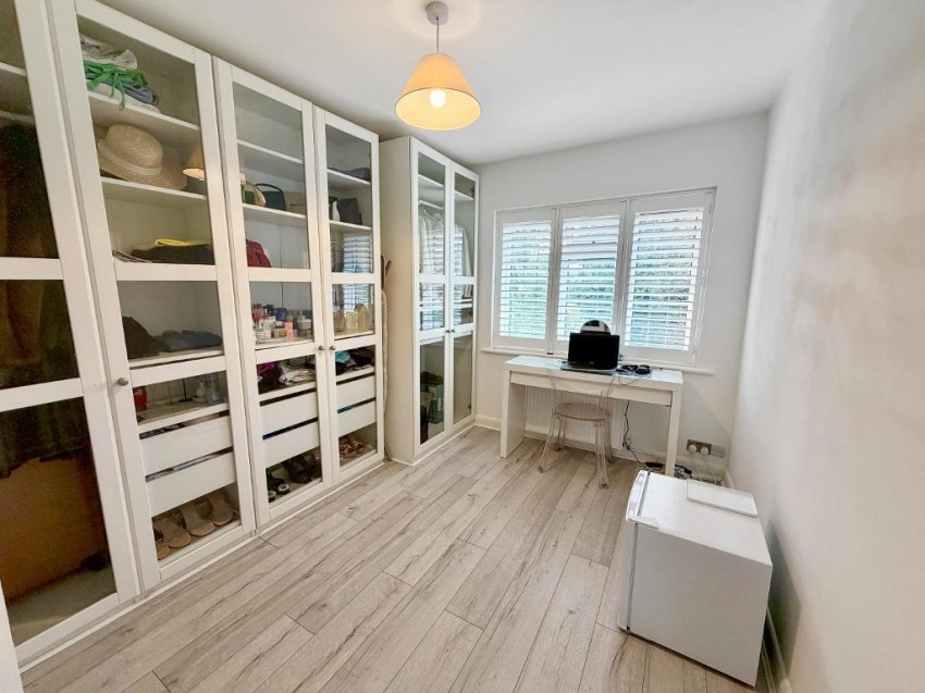 Images for Manor Way, South Croydon